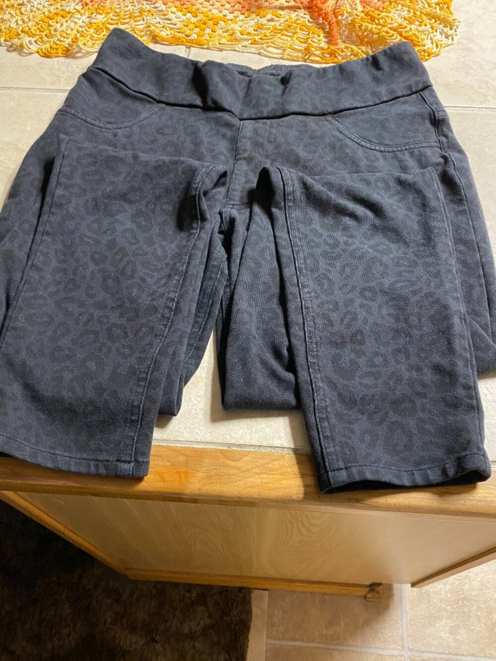 Yala, pull-up, navy & black leopard print pants, size M